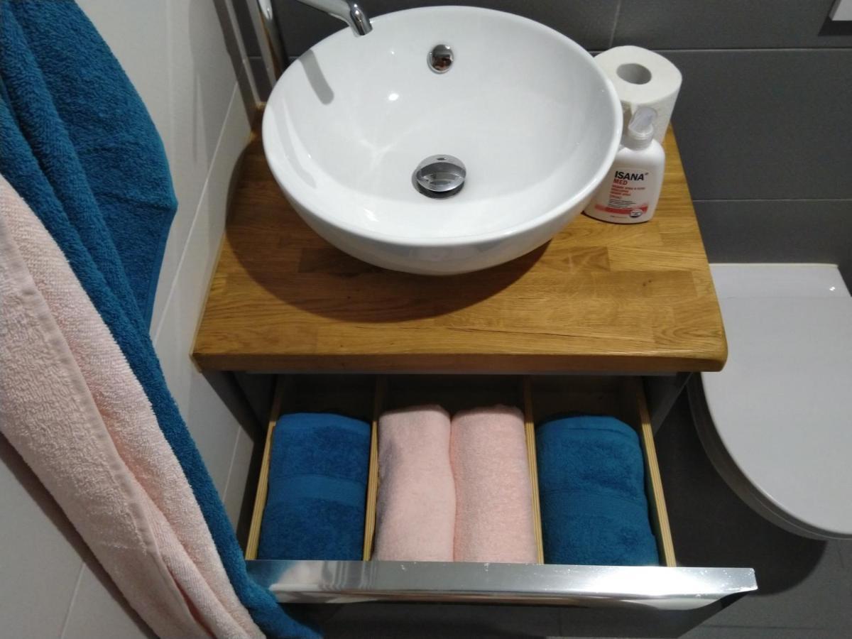Apartament Zielona Wierzba Blisko Sky Tower Apartment Wroclaw Ngoại thất bức ảnh