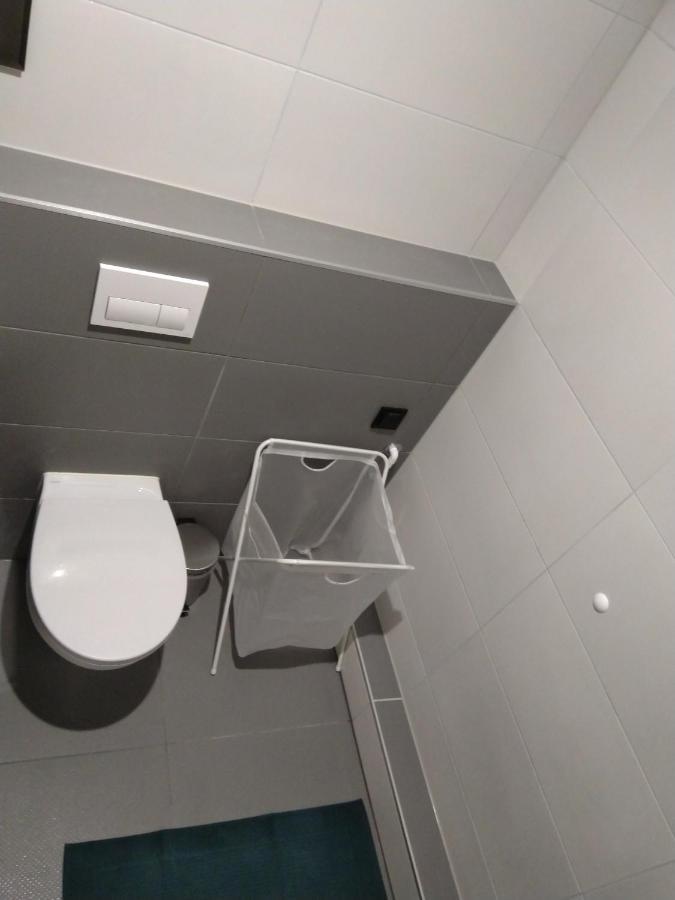 Apartament Zielona Wierzba Blisko Sky Tower Apartment Wroclaw Ngoại thất bức ảnh